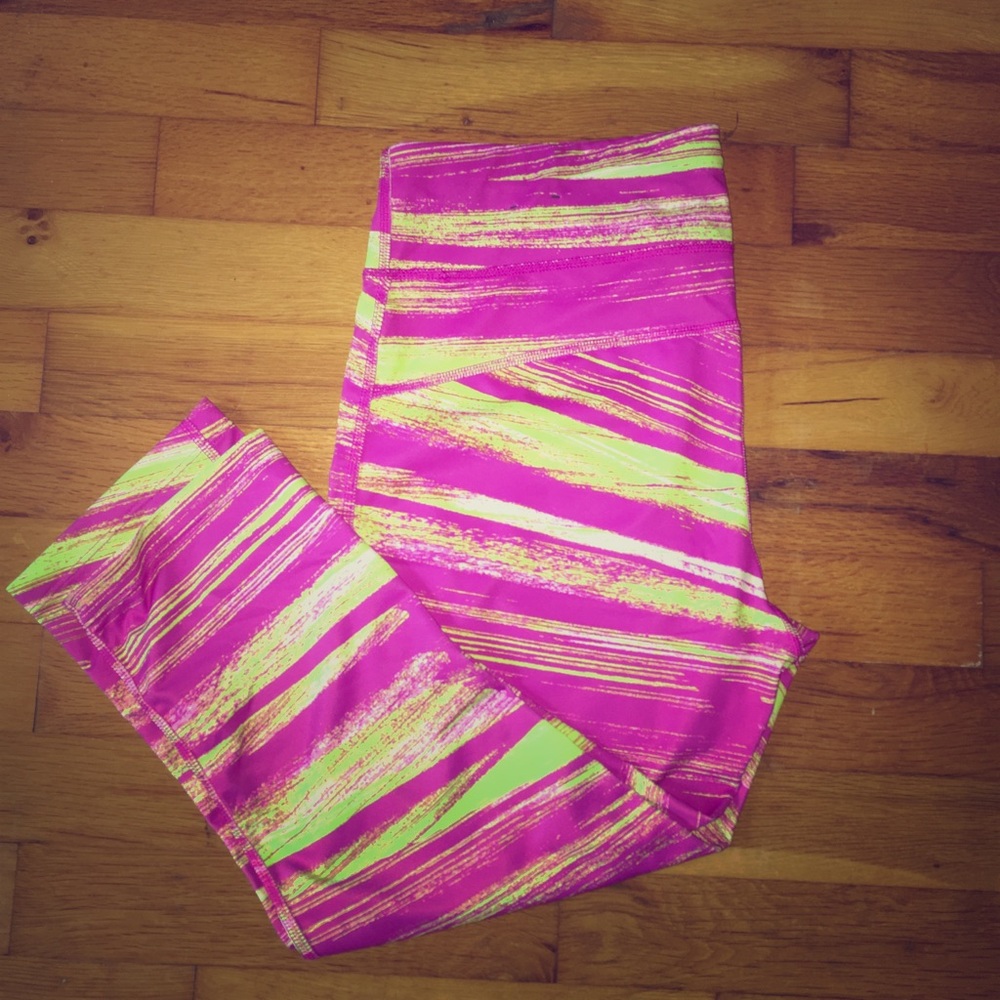 Cute, like new, workout capris